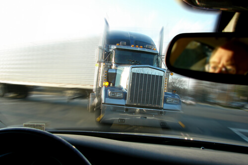 semi-truck accident in Gwinnett County, GA