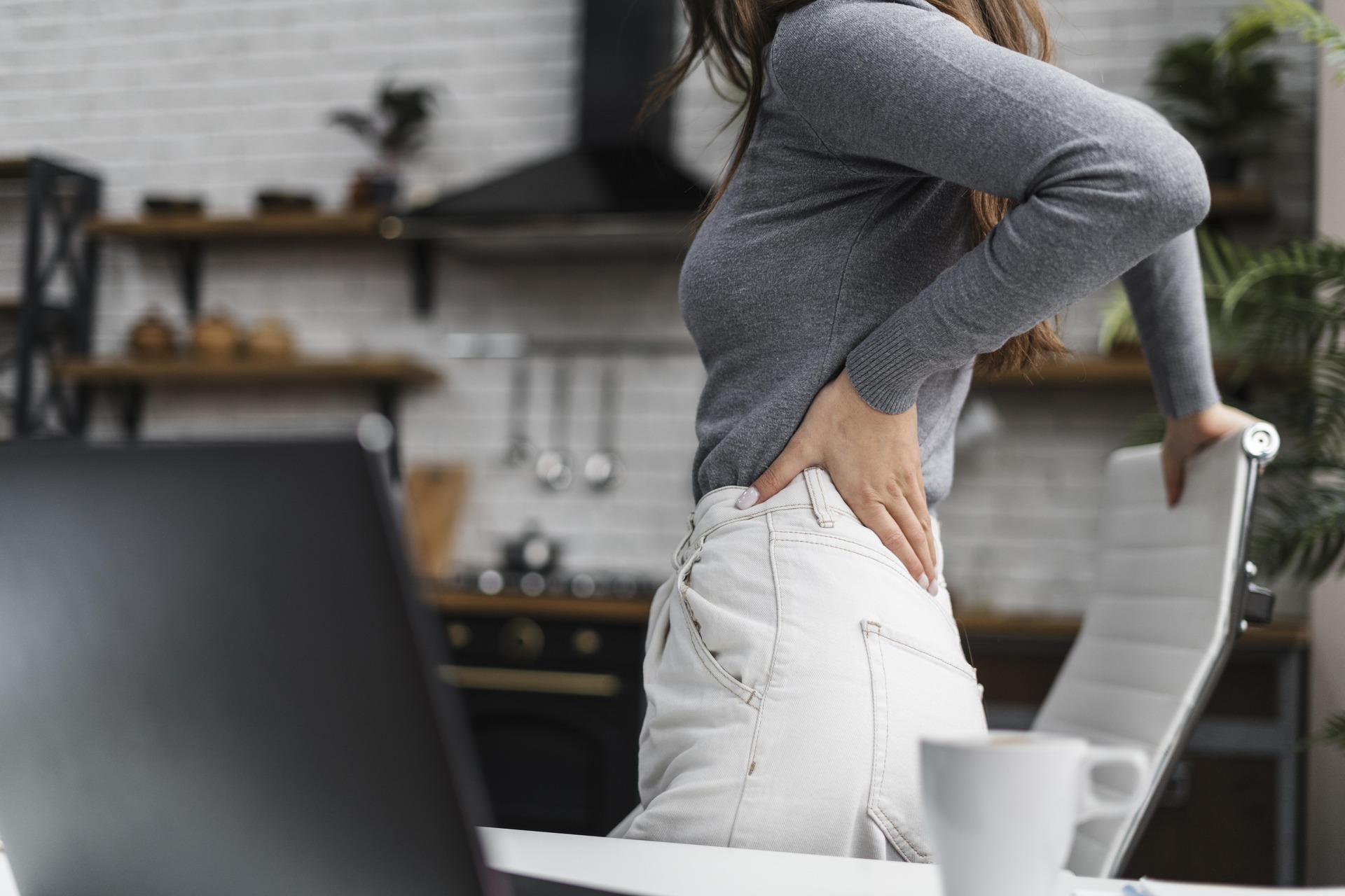 A-woman-having-backache-after-car-accident